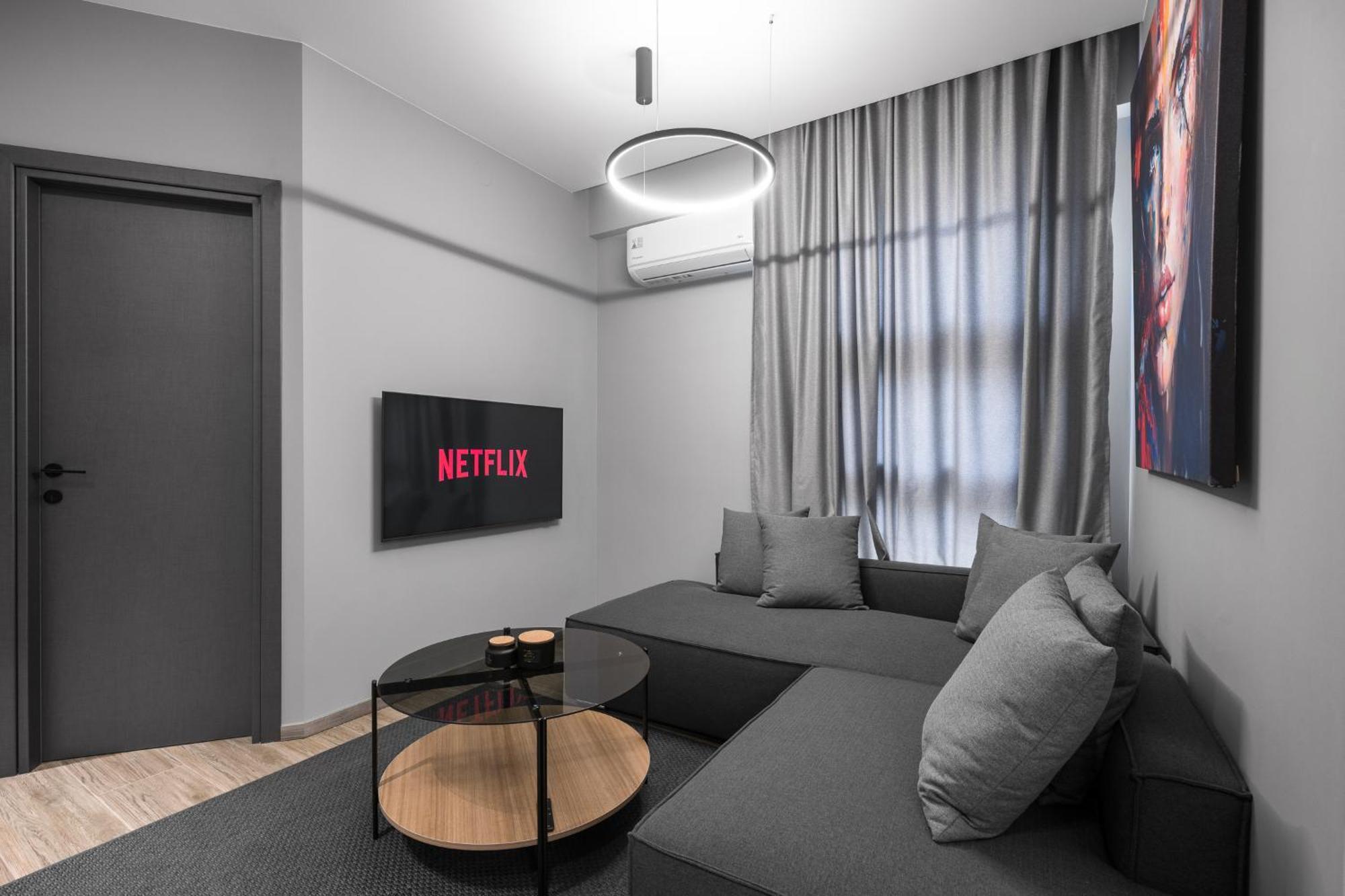 No9, Chic & Modern 2Bdr Apartment In The Centre Of Szaloniki Kültér fotó