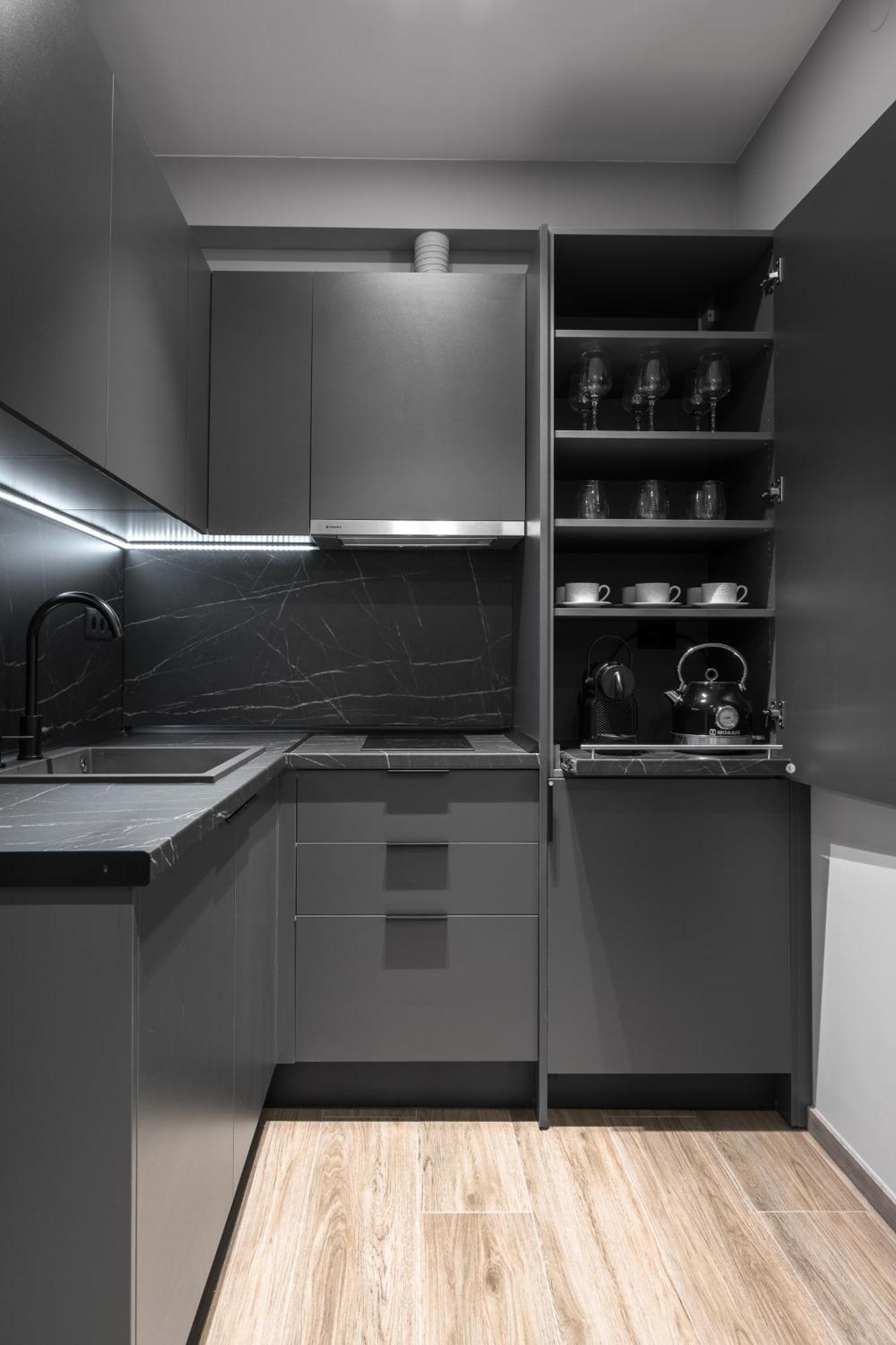 No9, Chic & Modern 2Bdr Apartment In The Centre Of Szaloniki Kültér fotó